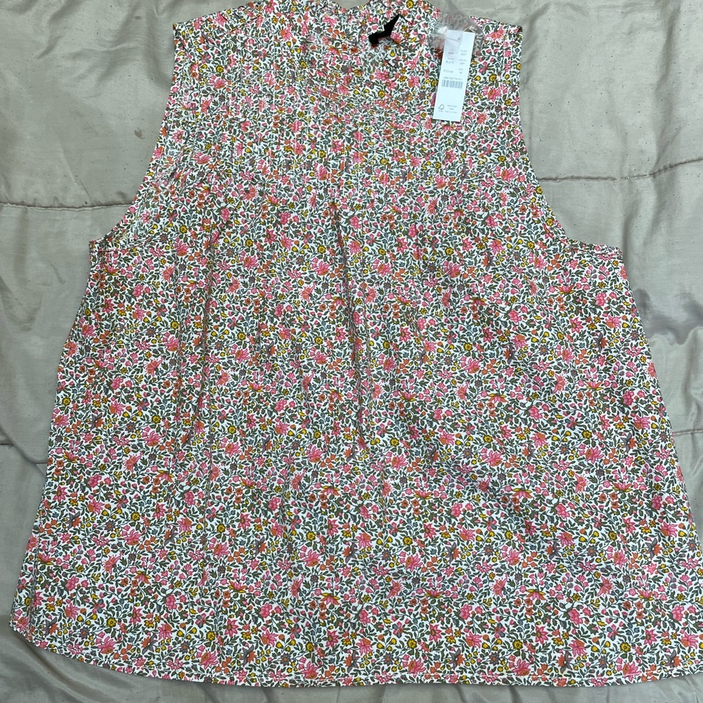 NWT J Crew Pintuck cotton poplin top in scattered blooms M